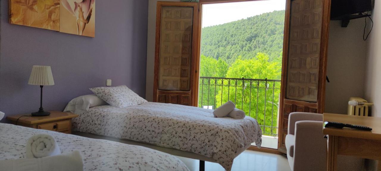 Hotel Fuertescusa Bagian luar foto