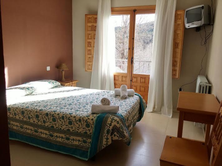 Hotel Fuertescusa Bagian luar foto