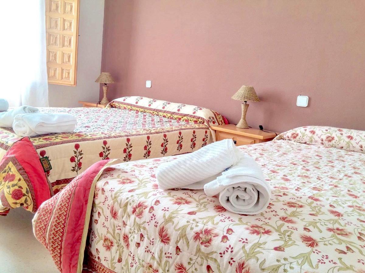 Hotel Fuertescusa Bagian luar foto